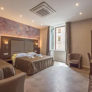 Bramble Luxury Ρώμη