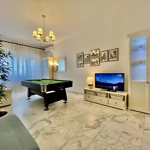 Elegant Vatican Metro&golf Roma