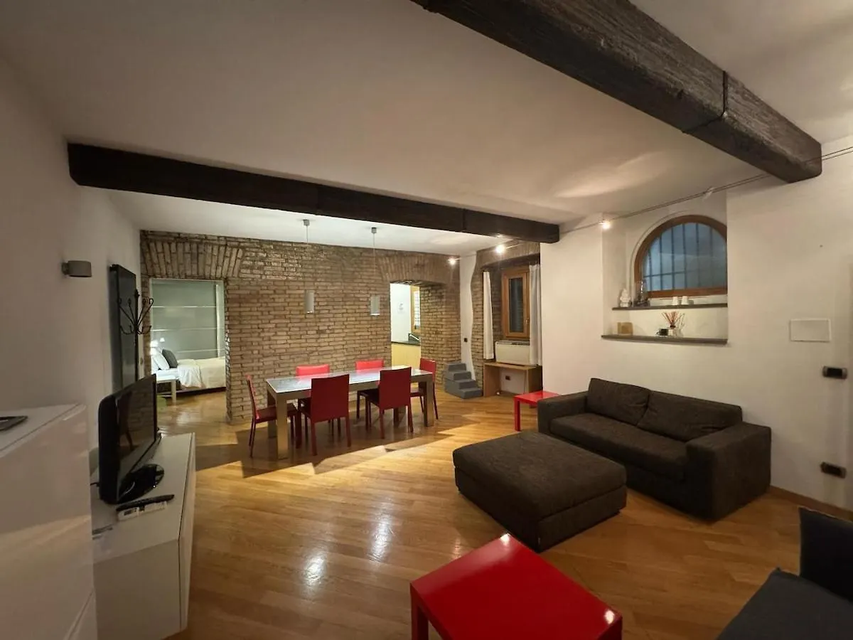 New! Renovated Apt In Ancient Rome Italy